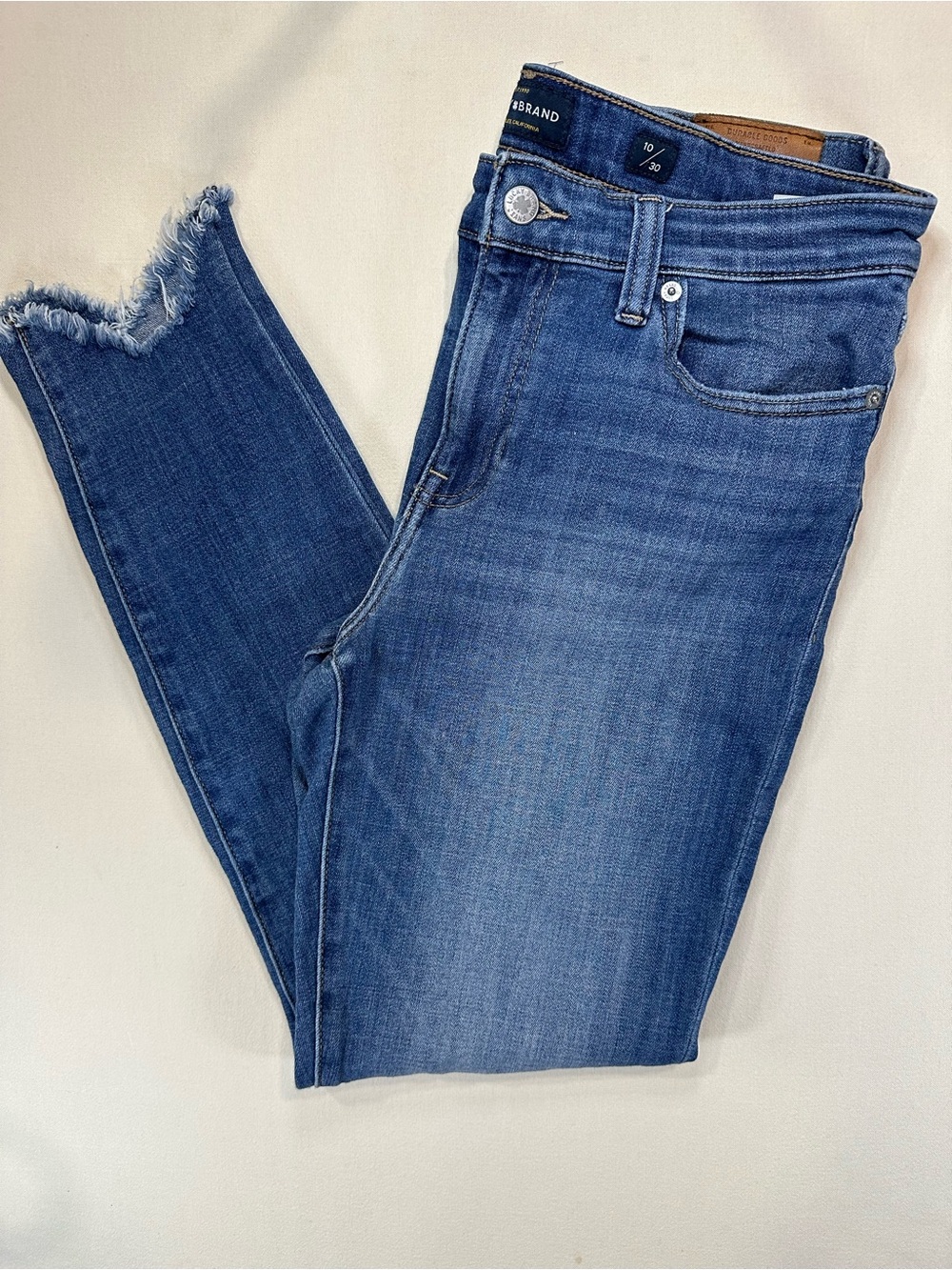 Lucky Brand Ava Skinny Jeans Size 10/30 Medium Wash Distressed Frayed Hem